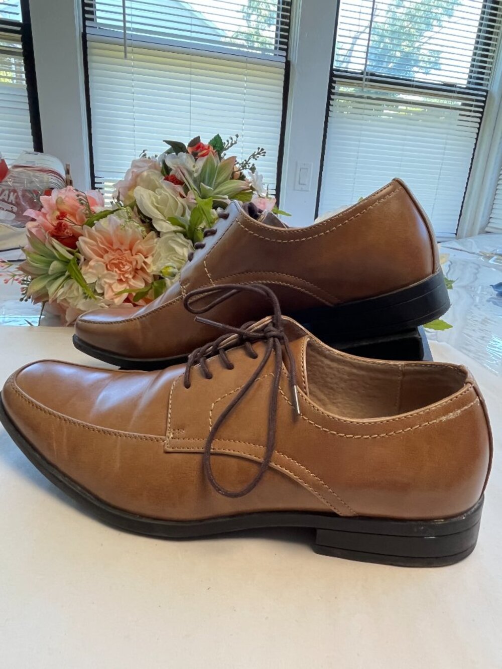 Merona Mens 10 Tan Brown Lace Up Dress Shoes Man Made